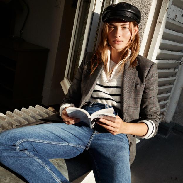 Los jerséis de rayas que triunfan entre las famosas que podrás llevar con vaqueros y mocasines
