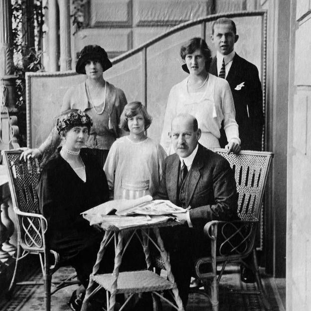 La compleja relación de Constantino de Grecia con el rey Juan Carlos I: apoyo, negocios ruinosos y bronca final