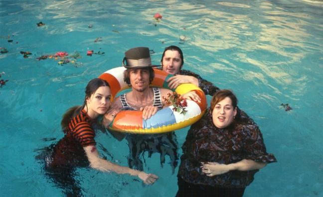 Cass Elliot: del sueño hippie de una noche de verano a la pesadilla rock del sexismo, la gordofobia y la rumorología