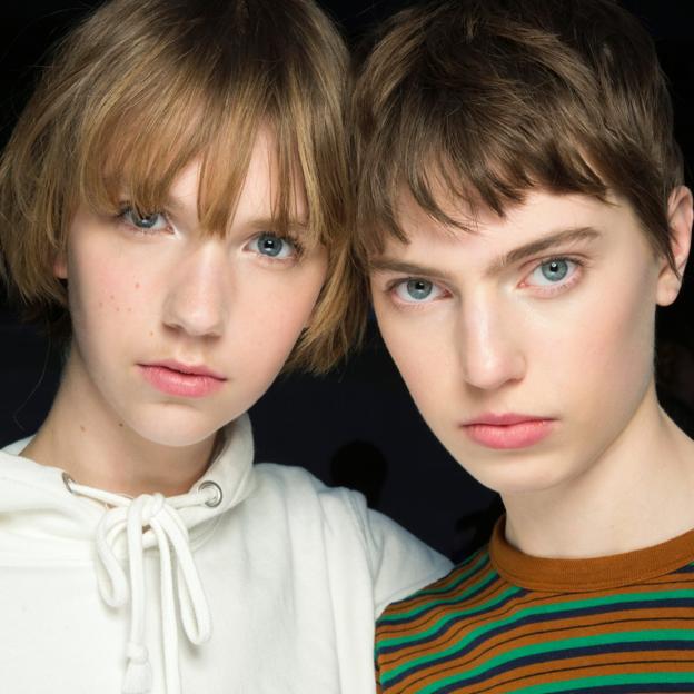 Cuatro contornos de ojos con retinol que renuevan la mirada y rejuvenecen a las mujeres de más de 40 años