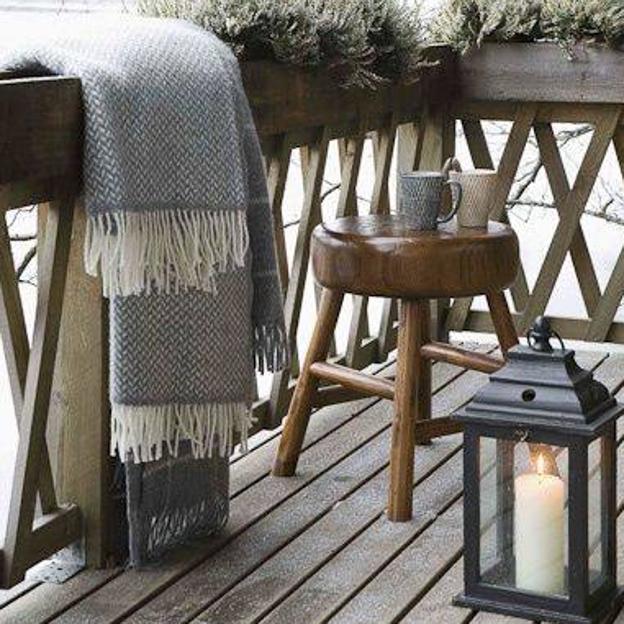 Trucos de decoración vistos en Pinterest que tienes que copiar para disfrutar de tu balcón o terraza también en invierno