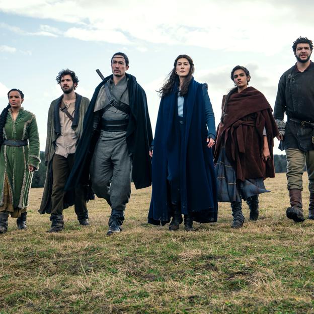 Todo lo que tienes que saber de La rueda del tiempo, la serie de fantasía épica por la que suspiran los nostálgicos de Juego de Tronos