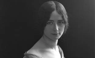 Cléo de Mérode, la mujer que obsesionó al rey genocicda Leopoldo II, inspiró a Gustav Klimt, bailó hasta los 50 y de la que, aún hoy, se subastan fotos en Internet
