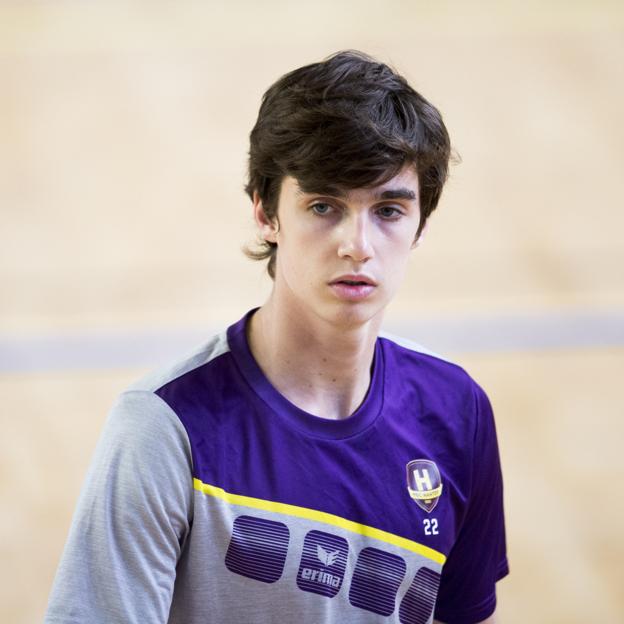 Pablo Urdangarin y Borbón cumple 21 años: el sobrino tiktoker de la reina Letizia que estrena vida en Barcelona (¿y ha dejado de ser un sotero de oro?)