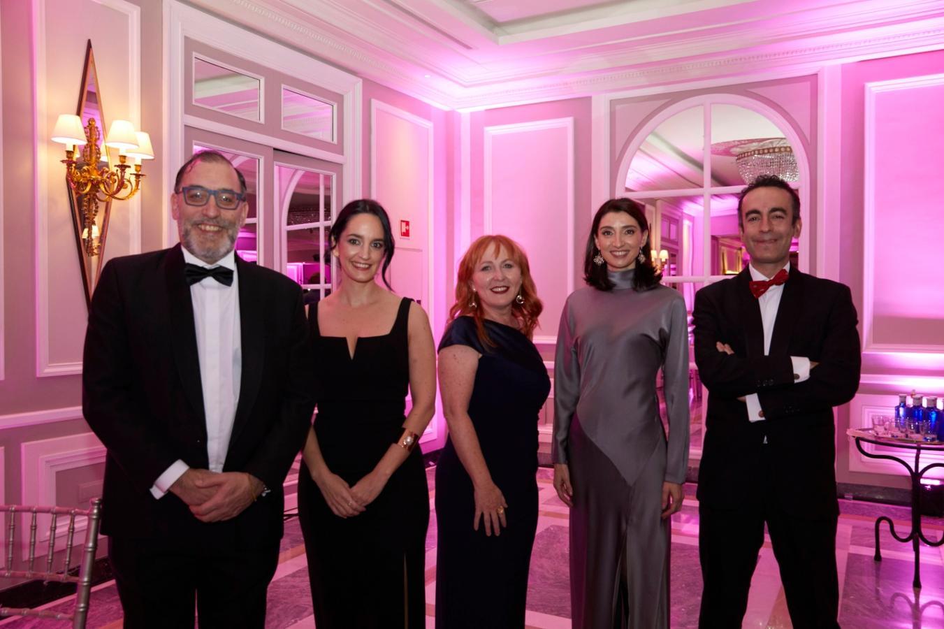 Premios Mujerhoy 2021: Eloy Velasco, magistrado de la Audiendia Nacional, la abogadas Erika López y Beatriz Saura, la ministra de Justicia, Pilar Llop y el juez Manuel Ruiz de Lara.