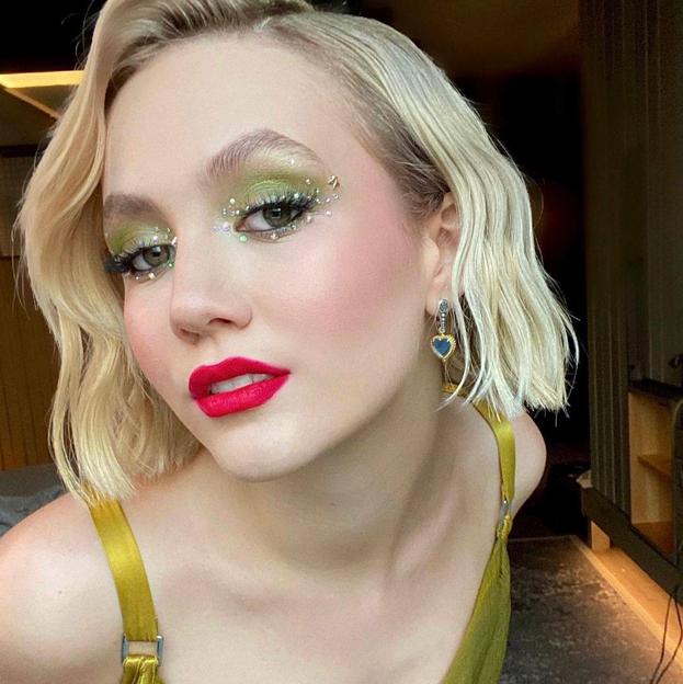 Los maquilladores dicen que estas Navidades solo necesitarás dos pasos para conseguir un maquillaje profesional y duradero