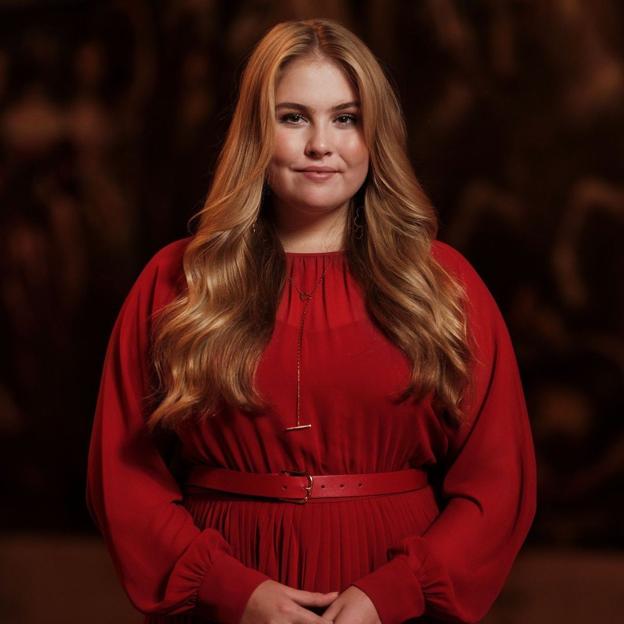 Catalina Amalia de Orange cumple hoy 18 años y estrena puesto, bandera y confesiones sobre el suicidio de su tía, la hermana de la reina Máxima