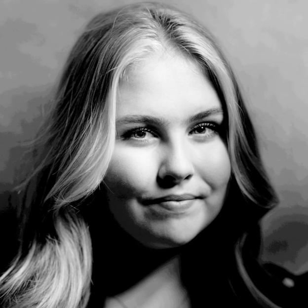 Beatriz de Holanda, la reina experta en resolver escándalos, acompañará a la princesa Catalina Amalia de Orange a la Coronación (gran debut royal internacional)