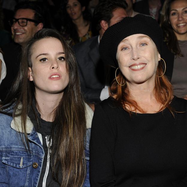 Así es María Forqué, la hija artista y Dj de Verónica Forqué que ha vivido siempre al límite (se autodenomina Virgen María) y de la que la actriz siempre estuvo muy orgullosa