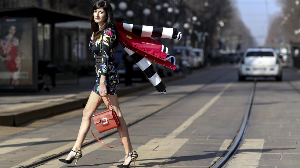 Mini o largos: 11 vestidos con estampado de flores que ya hemos fichado para las rebajas