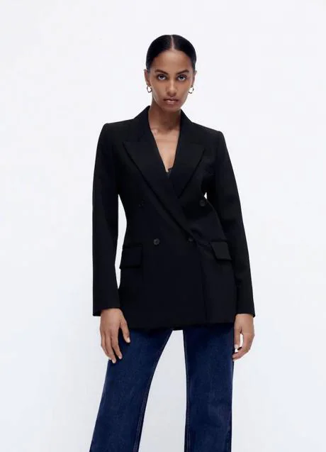 carrete ropa interior Masaccio El último gran éxito de Zara es una blazer negra con la que conseguirás un  look súper estiloso (y ya está casi agotada) | Mujer Hoy