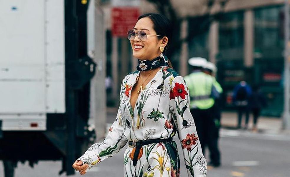 Tres vestidos midi de Sfera, uno para cada momento del día, que parecen de lujo y que sientan de maravilla