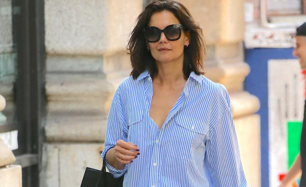 Del abrigo de Mango a las bailarinas de Zara: 3 looks de Katie Holmes que son pura inspiración y perfectos para rejuvenecer e ir estilosa a los 40