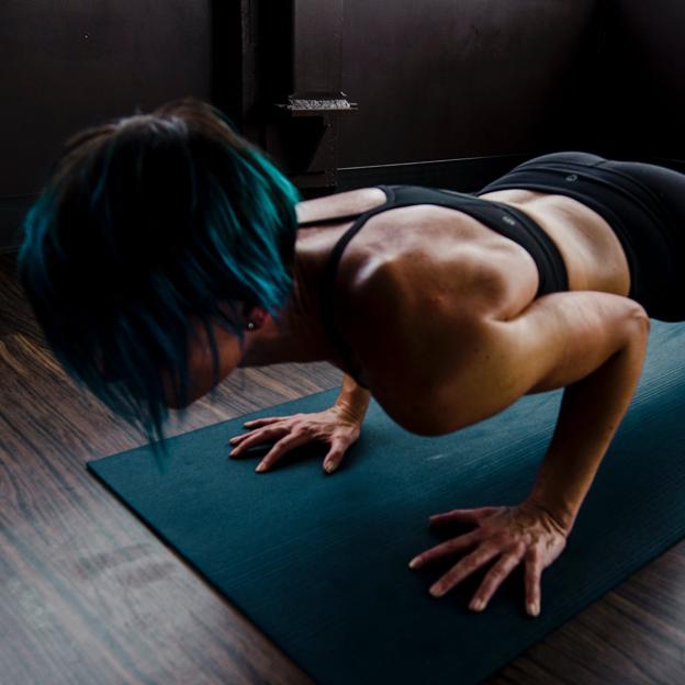 Cuantas flexiones tienes que hacer al día para eliminar tripa, quemar grasa y fortalecer brazos 