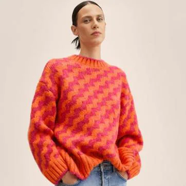 El jersey de Mango de nueva colección que arrasa entre las influencers y  que te va a hacer olvidar las rebajas