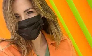 De Nuria Roca a Olivia Palermo: dónde copiar el favorecedor abrigo naranja que ha triunfado en Instagram y que arrasa en el street style