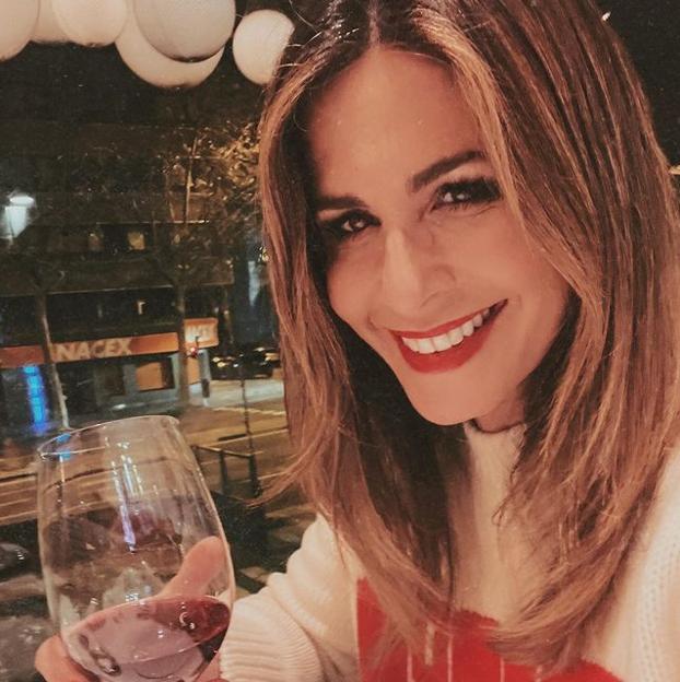 Tienes que fichar este original jersey de Nuria Roca (de una firma francesa asequible) que ha enamorado a todo el mundo