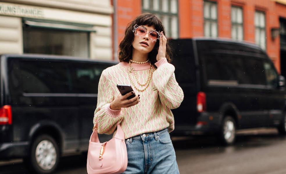 El look casual más favorecedor de Instagram es un básico de Zara: pantalón vaquero que hace tipazo y top perfecto que sienta genial