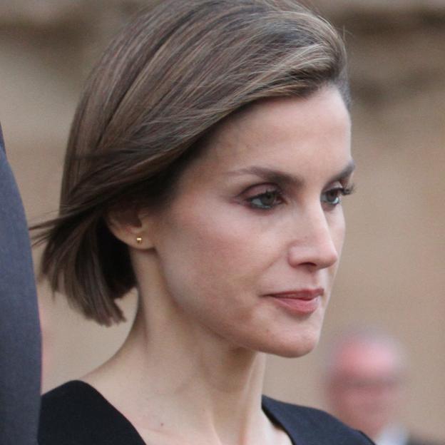 Letizia no es la única reina que ha tenido que superar la muerte de una hermana: las tragedias de Máxima de Holanda y Sonia de Noruega