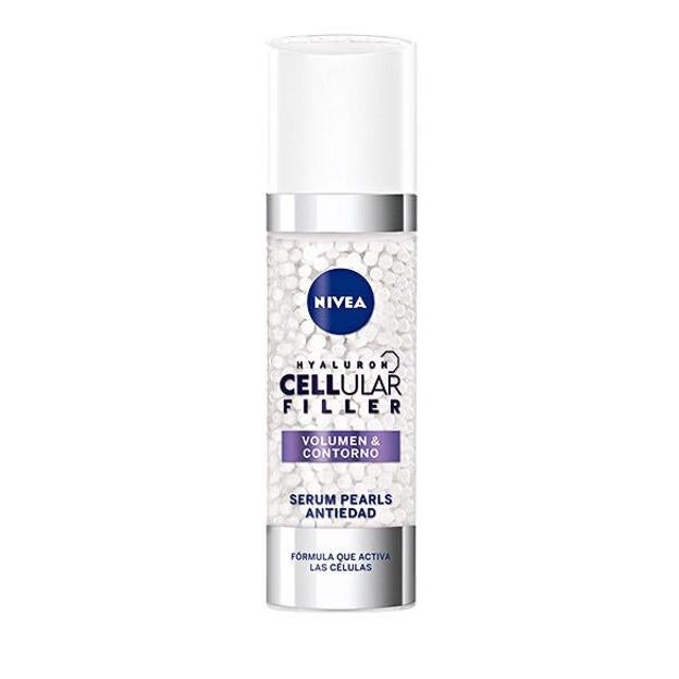 Sérum Cellular Anti-Age Volume Filling Pearls de Nivea. Sus perlas concentradas contienen ácido hialurónico, colágeno y creatina para estimular las células y la regeneración cutánea. (13,99 euros en Druni).