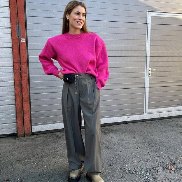 Los pantalones que necesitas para mejorar tus looks de oficina son estos de traje cómodos y elegantes super low cost