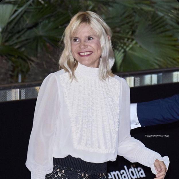 Sabemos de dónde es el rejuvenecedor vestido de invitada de Eugenia Martínez de Irujo que es perfecto para parecer más alta