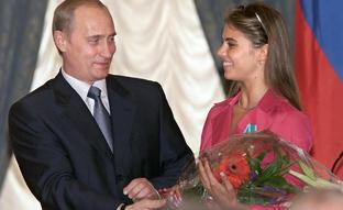 Quién es Alina Kabaeva, la supuesta novia de Vladimir Putin que vive ajena a la guerra de Ucrania escondida con sus hijos en Suiza (o encerrada en un búnker en Siberia)