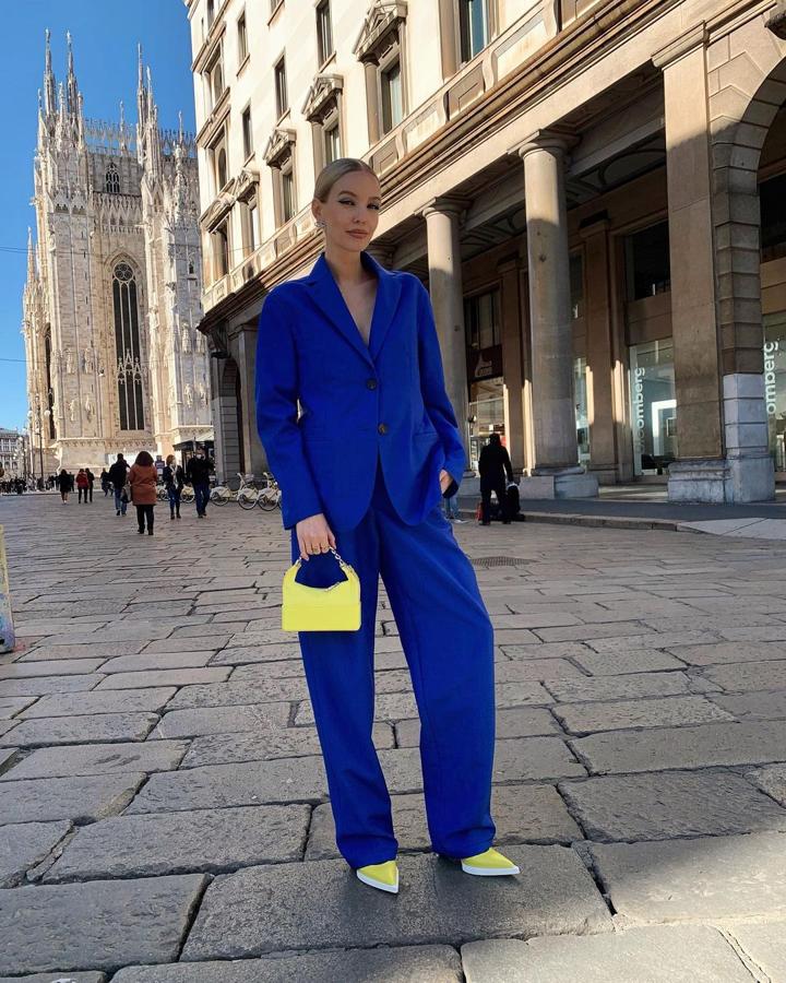 La moda se viste de azul y amarillo: todos los looks que han convertido el apoyo a Ucrania en una tendencia