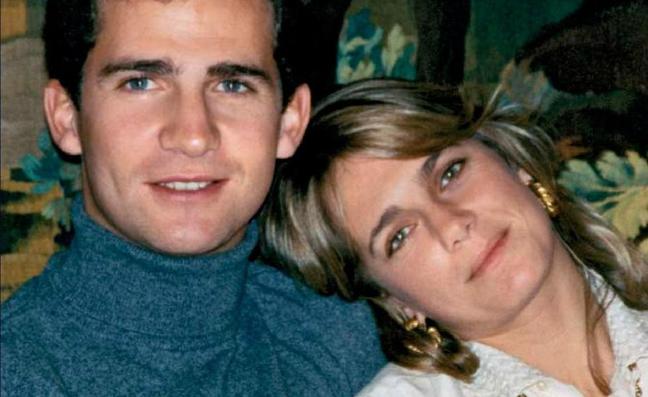 Qué decía el papel misterioso que Isabel Sartorius (ex novia de Felipe VI) le enseñó a la reina Letizia en aquel encuentro secreto que tuvieron hace cuatro años