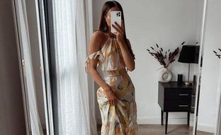 El vestido de flores perfecto existe y es este favorecedor modelo de Zara que enamora a las influencers y llevarás para diario o eventos