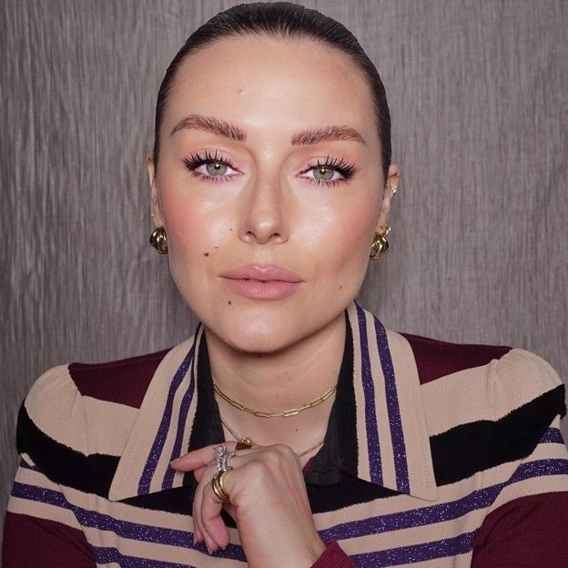 Las cejas finas y poco pobladas después del microblading tienen solución: el truco fácil de maquilladora para disimularlas