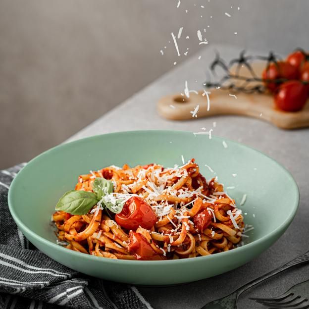 Como preparar espaguetis a la boloñesa, la típica receta italiana que siempre hacemos mal en España