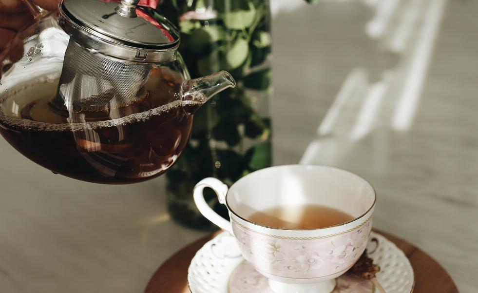 Té de rosas, la infusión que deberías tomar cada noche para acelerar tu metabolismo y adelgazar