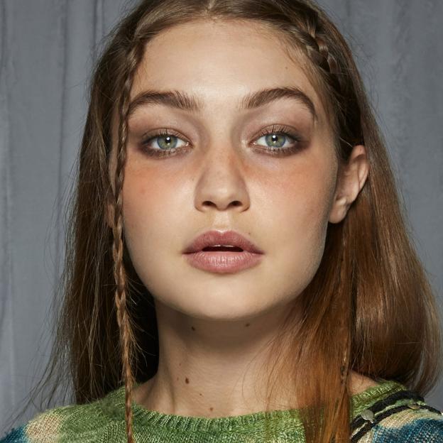 Microshading, la tendencia de relleno de cejas que queda más natural que el microbalding y que arrasa en TikTok