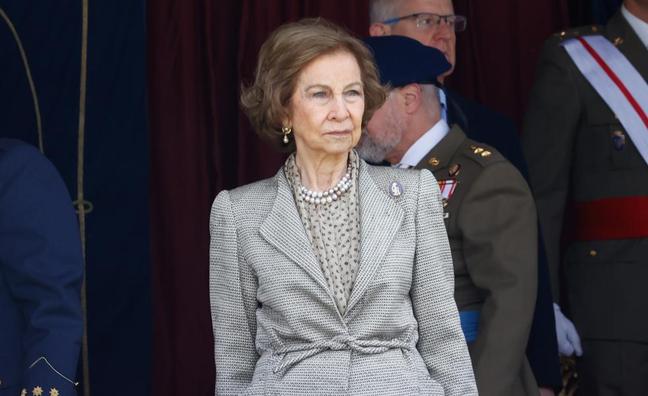 Cómo la infanta Elena se ha convertido en la mejor sucesora de la reina Sofía: ha heredado la función de mantener a la familia real unida pese a los escándalos