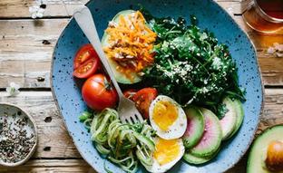 En qué consiste la dieta antiinflamatoria la forma de alimentación ideal para adelgazar cuidando tu salud