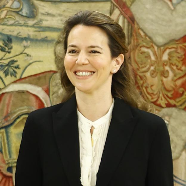 Quién es María Cristina de Ulloa y Solís-Beaumont, duquesa de Arcos: la primera mujer que representa a los nobles de España (y que se reúne con el rey Felipe VI)