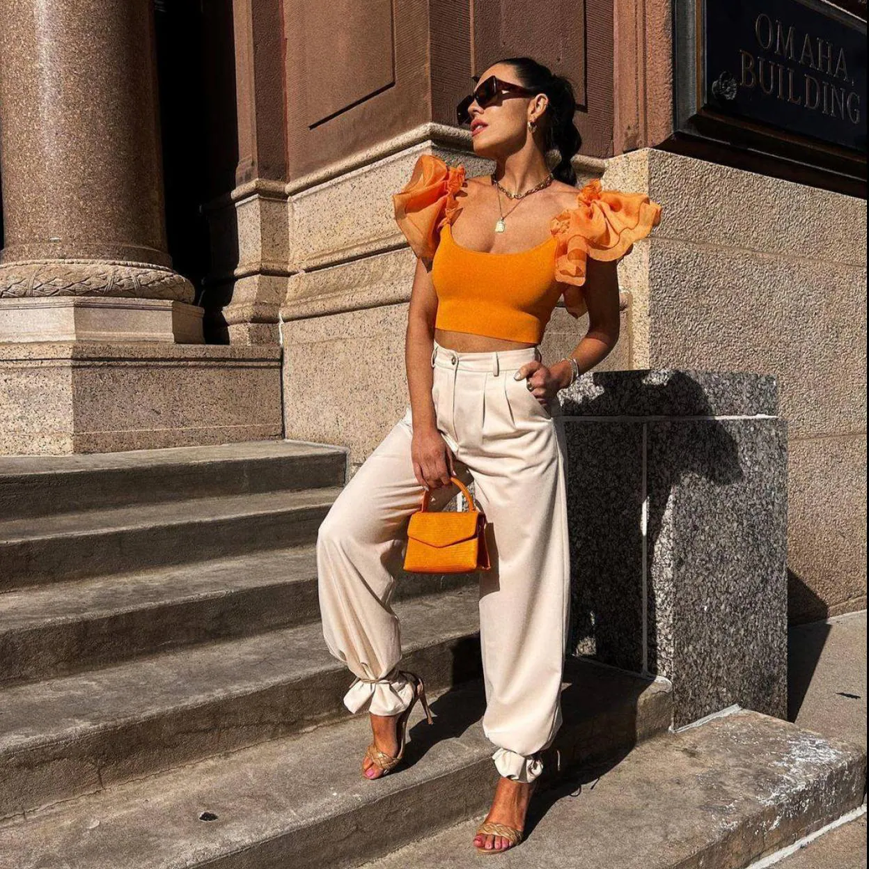 Zara Top recortado naranja claro look casual Moda Tops Tops recortados 