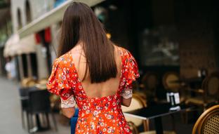 El vestido bohemio de flores más bonito de H&M es todo lo que queremos para la llegada del buen tiempo