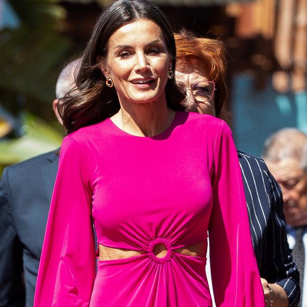 El secreto de los espectaculares abdominales de la reina Letizia son estos ejercicios fáciles que consiguen marcarlos y tonificarlos