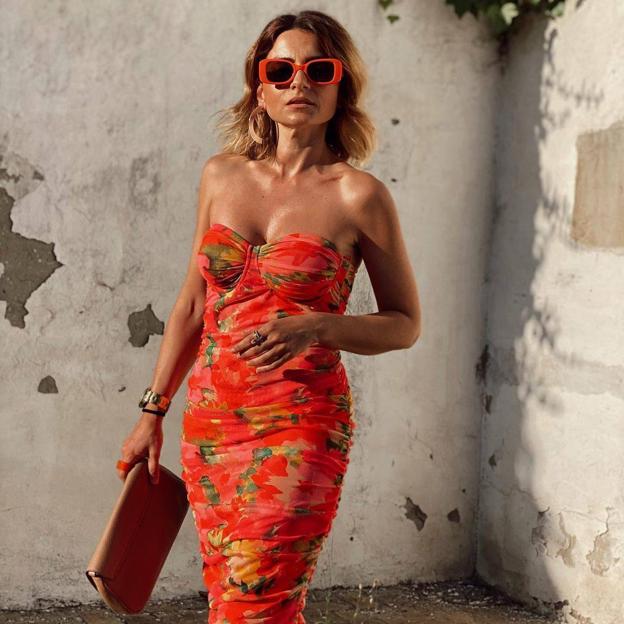 Te enamorarás de este vestido de flores super favorecedor que hace tipazo y es todo un éxito de ventas