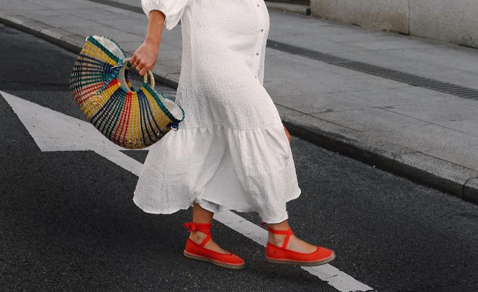 Estas bailarinas de esparto son las alpargatas planas made in Spain más bonitas, cómodas y originales de la temporada