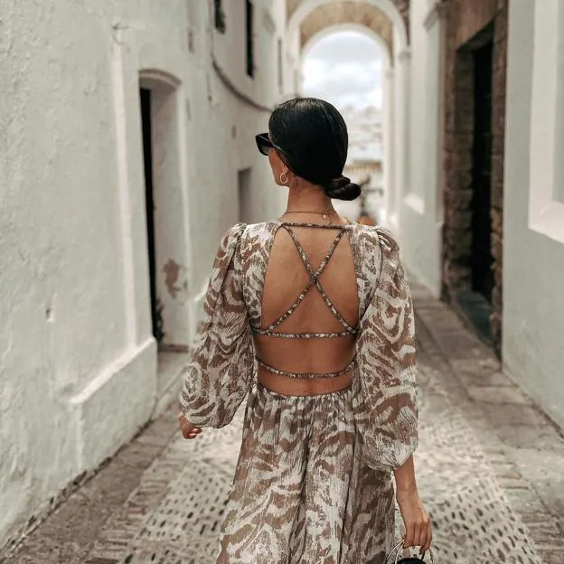 dirigir Estacionario Notable Así se combina el vestido de Zara más ponible que hemos visto en Instagram  | Mujer Hoy