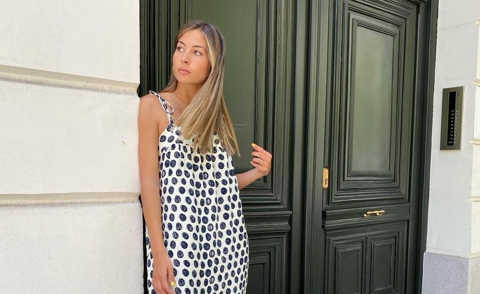 Cinco vestidos de tirantes con mucho en común: son perfectos para ir cómodas y frescas todo el verano