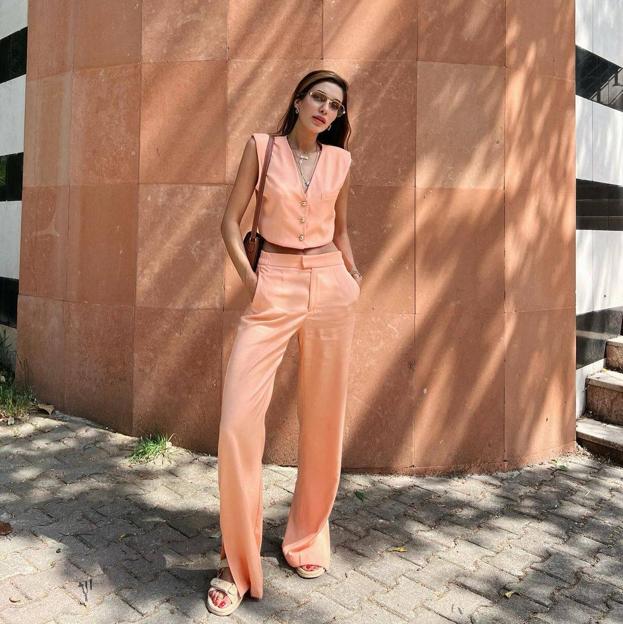 Este es el traje super barato que viene en tres colores y puedes llevar para ir fresquita, cómoda y elegante en verano con sandalias