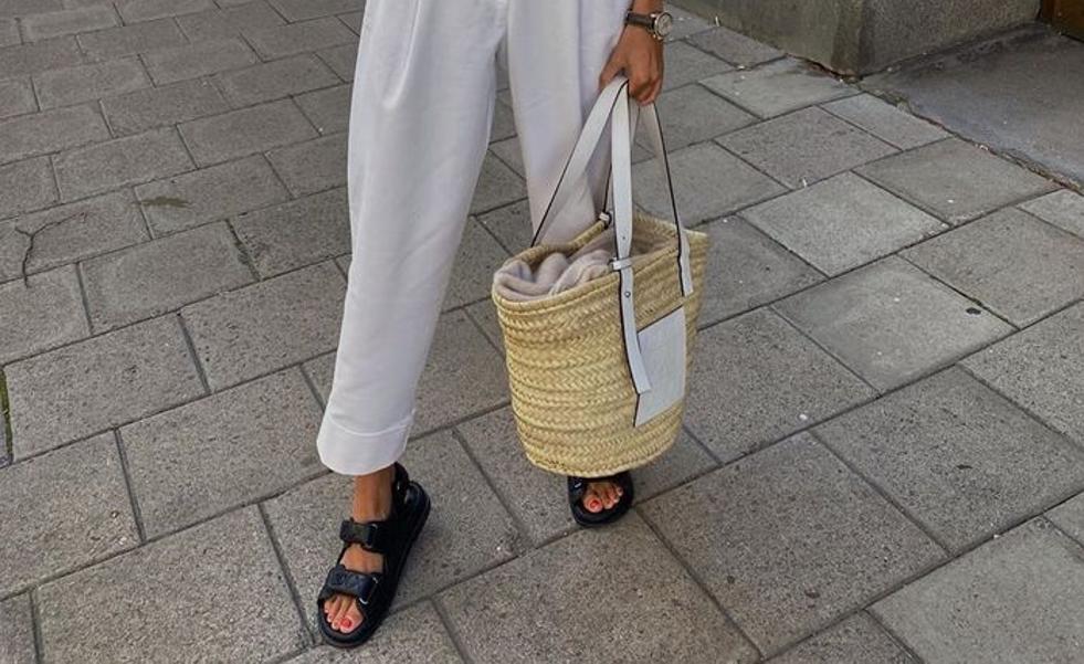 Estas sandalias de piel de Massimo Dutti son buenas, comodísimas y podrás ponértelas todo el verano porque combinan con todo