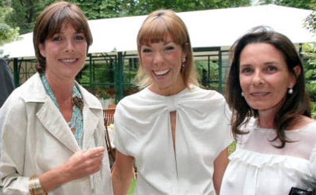 Carolina de Mónaco, Mathilde Agostinelli y Vera Santo Domingo en 2007 