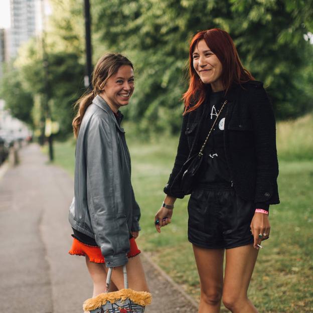 Cortefiel tiene (rebajadas) las bermudas que vas a querer ponerte todo el verano porque son muy bonitas y súper cómodas