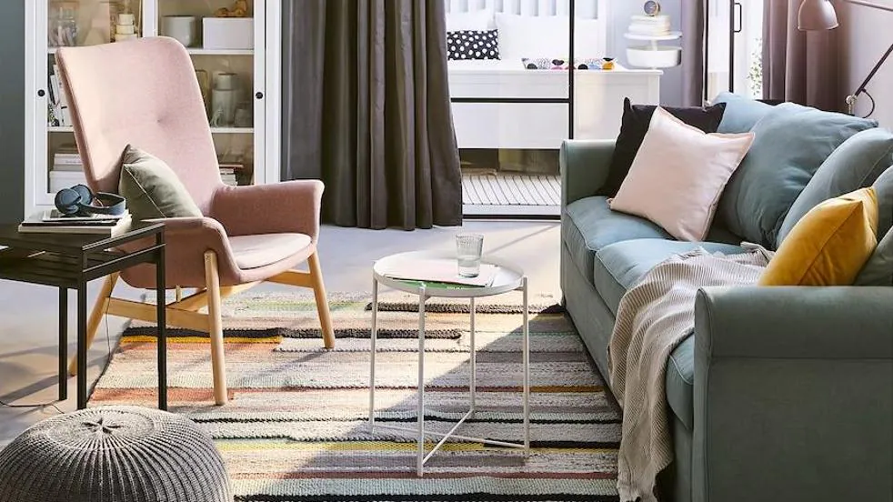 Ideas preciosas y fáciles para transformar la mesa auxiliar más vendida (y barata) de IKEA en un mueble de lujo