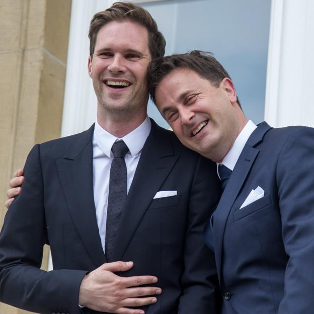 Gauthier Destenay y el Primer Ministro de Luxemburgo, Xavier Bettel, el día de su boda